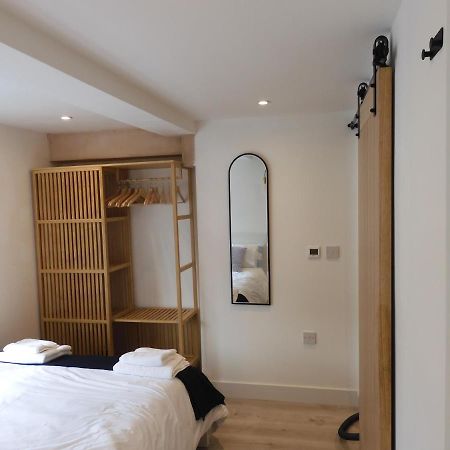 Fabulous Ground Floor Apt Adjacent To Beach Роснейгр Екстериор снимка