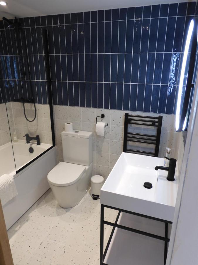 Fabulous Ground Floor Apt Adjacent To Beach Роснейгр Екстериор снимка